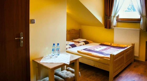 Pokój 2-os. z łóżkiem małżeńskim