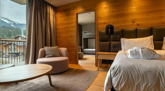 2+2 Swiss Select Room