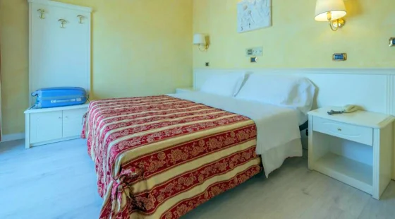 Pokój 2-os. deluxe street view