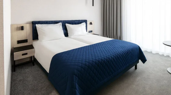 W Resorcie Mariner przygotowano 65 przestronnych, klimatyzowanych pokoi