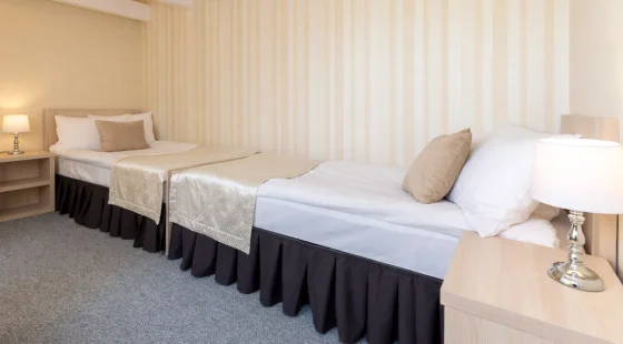 Pokój z antresolą 2+2