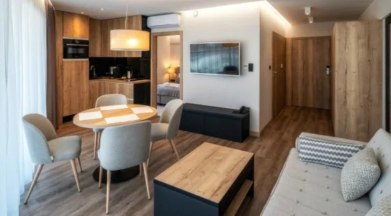 Apartament 2-os. De Lux