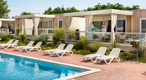 Dom 4-os Amber Sea Luxury PoolView