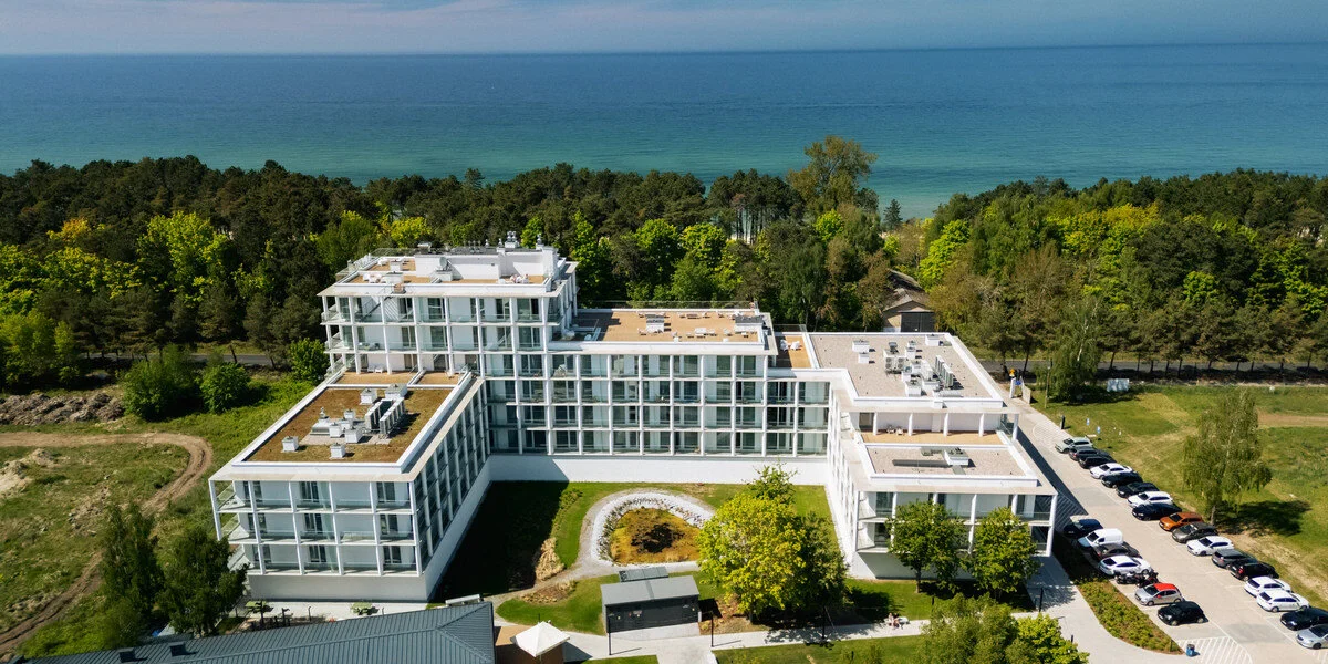 2 noce w Arche Fabryka Samolotów w Mielnie - wyżywienie HB, sauna i jacuzzi w cenie @ Triverna