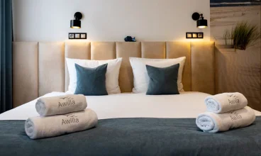 Awilla Resort jest położony w Ustce, kilkaset metrów od plaży