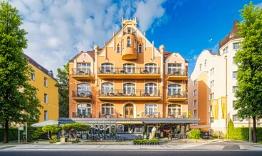 Villa Herkules znajduje się blisko głównej promenady miasta
