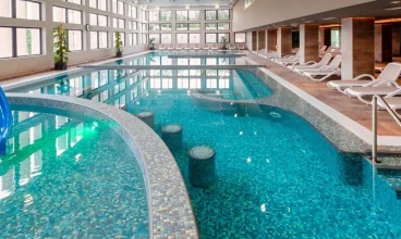 Hunguest BAL to hotel nad Balatonem z basenem