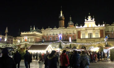 Jarmark Bożonarodzeniowy na Rynku Głównym potrwa od 28.11.25 do Nowego Roku