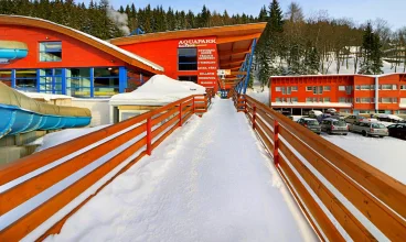 Na miejscu znajduje się hotelowy parking