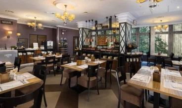 Goście zaczynają tu dzień od śniadania w formie bufetu