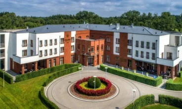 To hotel pod Warszawą otulony Mazowieckim Parkiem Krajobrazowym