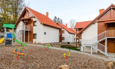 Osiedle posiada wewnętrzny plac zabaw