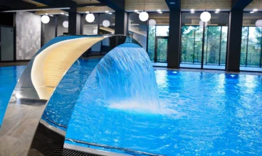 Budowlani Wellness & Medi Kompleks to hotel z basenem w górach