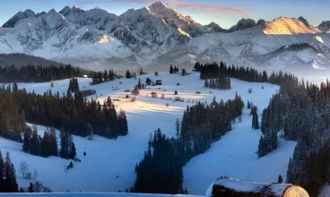 Z Nowego Targu jest już zupełnie niedaleko w Tatry
