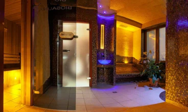 W strefie relaksu znajduje się także bio-sauna oraz terapia lodem