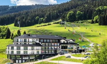 Czarna Perła to komfortowy całoroczny obiekt w Czarna Góra Resort
