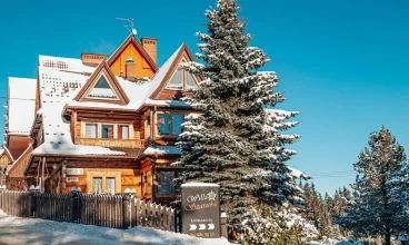 Willa Szarotka to kameralny pensjonat w podhalańskim stylu