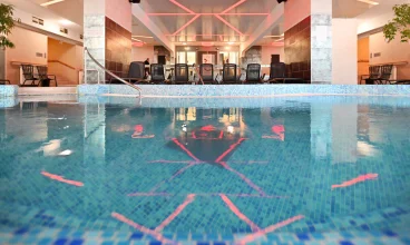 W strefie wellness są 4 różne baseny