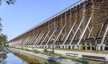 Hotel jest położony ok. 2 km od ciechocińskich Tężni