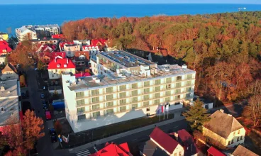Hotel Skal znajduje się tylko 150 metrów od pięknej plaży