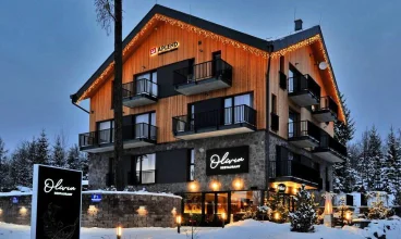 Otoczenie natury zachwyca malowniczymi krajobrazami