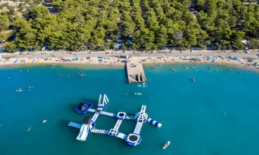 Jezera Village Mobile homes są położone w Chorwacji, na wyspie Murter