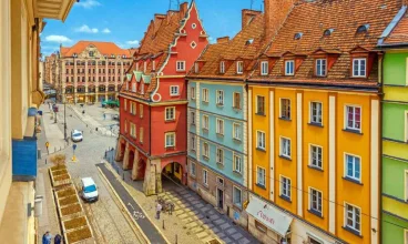 Apartamenty mieszczą się przy Placu Solnym, 70 m od wrocławskiego Rynku