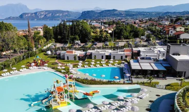 Sisan Family Resort z basenami i parkiem wodnym nad jeziorem Garda