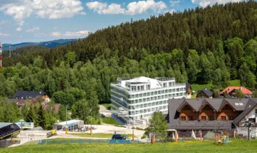 Czarna Góra Resort to całoroczny ośrodek dla miłośników aktywnego wypoczynku