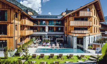 To komfortowy obiekt z całorocznym basenem w alpejskim kurorcie