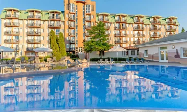 Hotel Europa Fit położony jest nieopodal jeziora termalnego