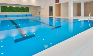 W hotelu przygotowano kompleks basenowy z prozdrowotną wodą solankową
