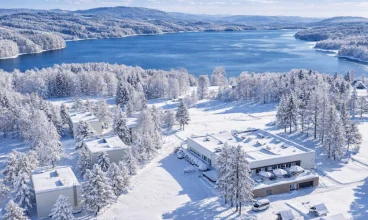 Hotel Dobczyce jest malowniczo położony nad zalewem z panoramicznymi widokami