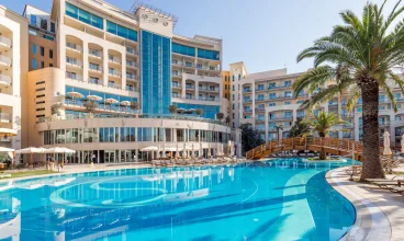 Świetny hotel na rodzinne wakacje w Czarnogórze