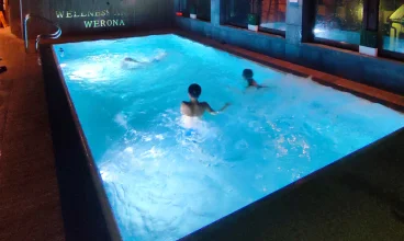 To hotel z basenem w Dusznikach-Zdroju