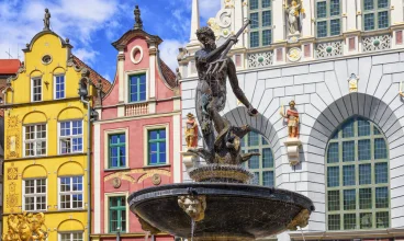 Komunikacją publiczną można łatwo dotrzeć  do najważniejszych atrakcji Gdańska