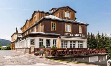 Hotel ma widok na Karkonosze