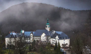 Zimowy krajobraz hotelu