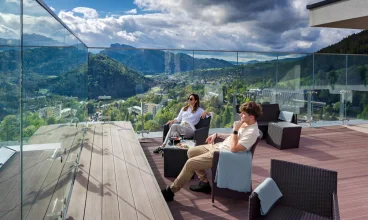 Poznaj relaks w górskiej scenerii, z widokiem na Pieniny