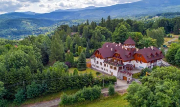 Hotel Concordia jest położony na wysokości 600 m n.p.m. w sercu Karkonoszy