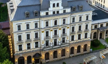 Hotel mieści się w zadbanym XIX-wiecznym budynku