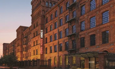 Hotel w samym centrum kompleksu Manufaktura, w budynku dawnej przędzalni