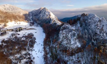 Hotel oferuje magiczny widok na ruiny Zamku Vrszateckiego