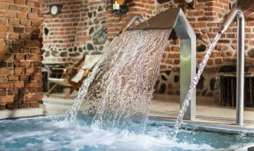 Posiada on bicze wodne, gejzery, przeciwfalę