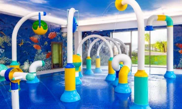 Hotel posiada zupełnie nową strefę wodną dla dzieci