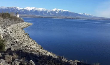 Liptowska Mara to jezioro malowniczo położone w górach