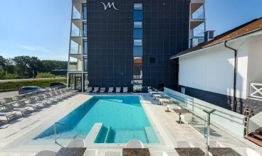 To hotel z basenem w Tokaju