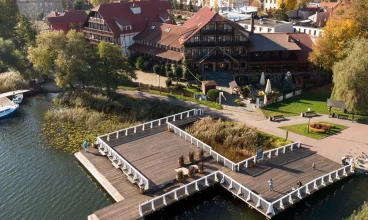 Gościniec Molo w Mrągowie to kameralny hotelik wprost nad jeziorem Czos
