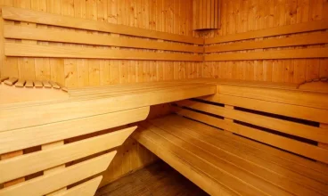 Na terenie obiektu znajduje się sauna (dodatkowo płatna)