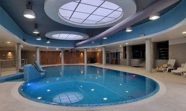 Hotel z basenem nad Bałtykiem pozwala się odprężyć niezależnie od pogody